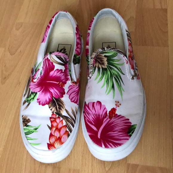 keen wide width sandals